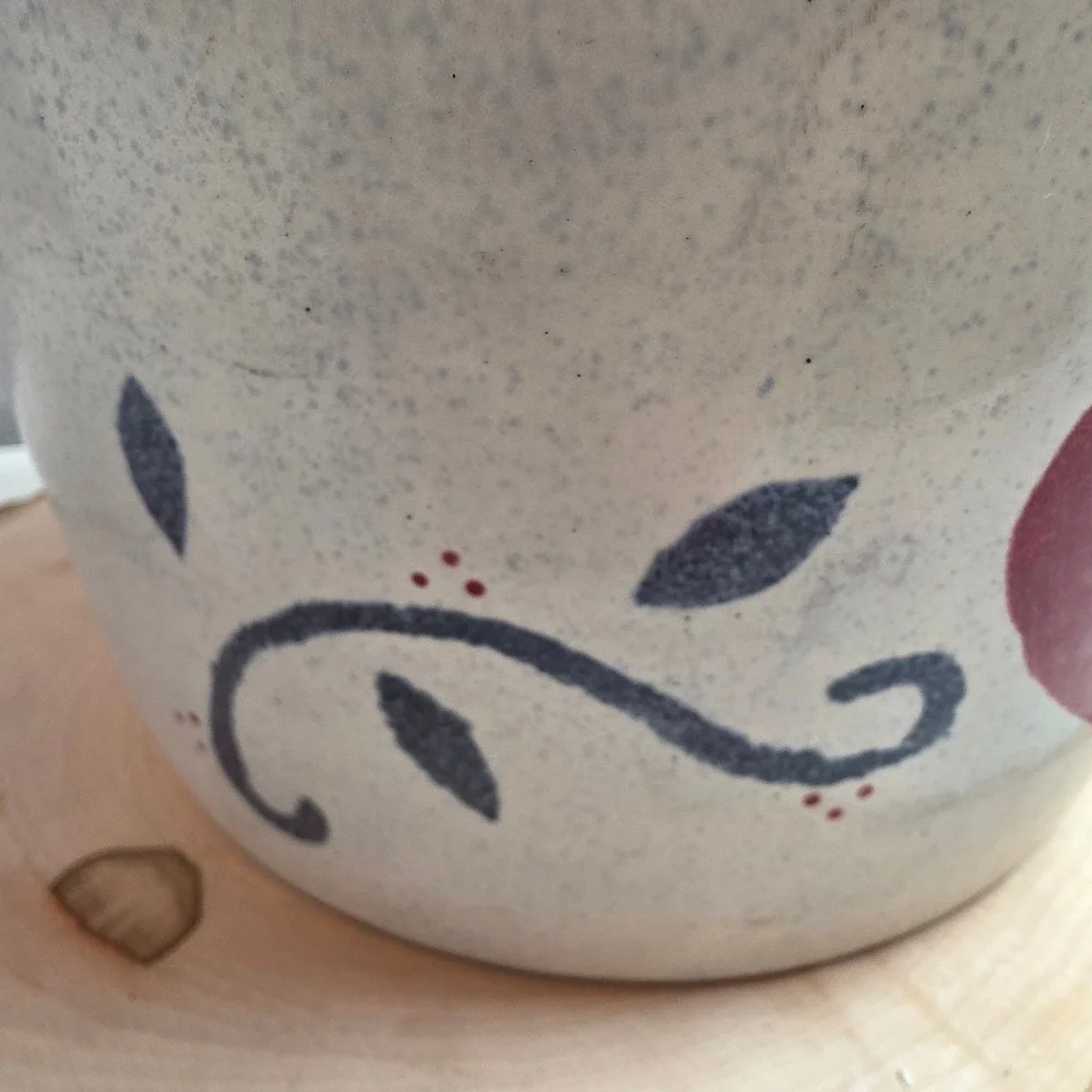 Vintage Blue Spongeware Heart Stoneware Cookie Jar Lid Canister Crock 9.75x7.5‎